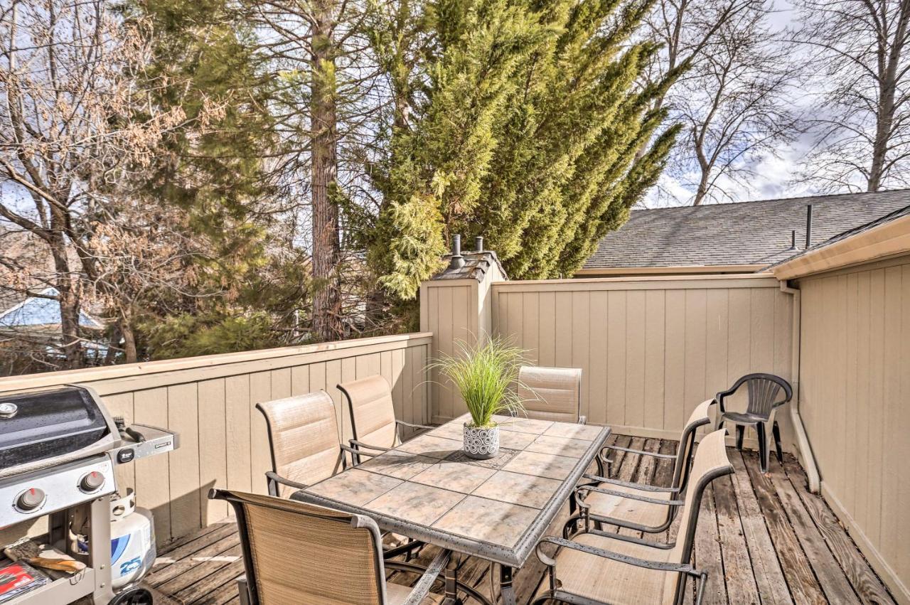 Mount Shasta Escape With Balcony About Walk To Dtwn Villa Exterior photo